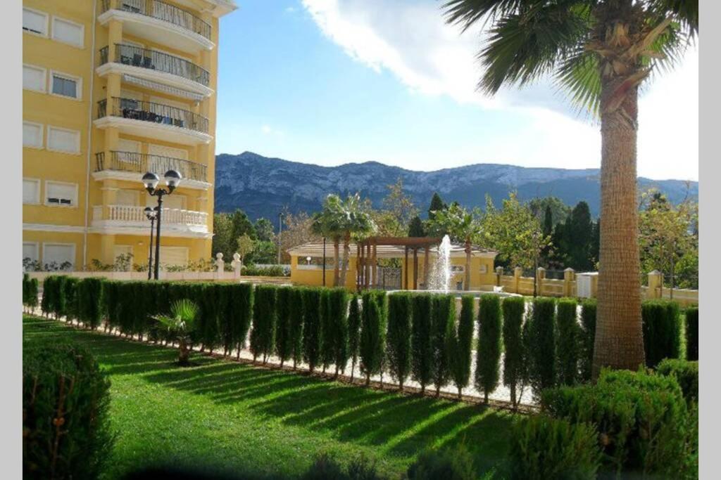 Lovely Apartment Denia, Piscina, Jacuzzi, Padel, Parking Exterior photo