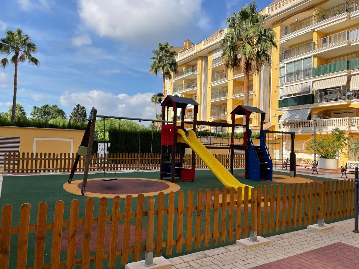 Lovely Apartment Denia, Piscina, Jacuzzi, Padel, Parking Exterior photo